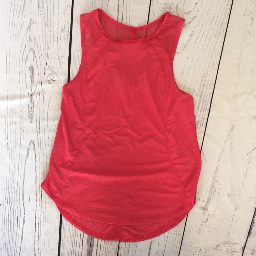 SOLD!!🎉🎉🎉🎉lululemon top - Picture 1 of 6